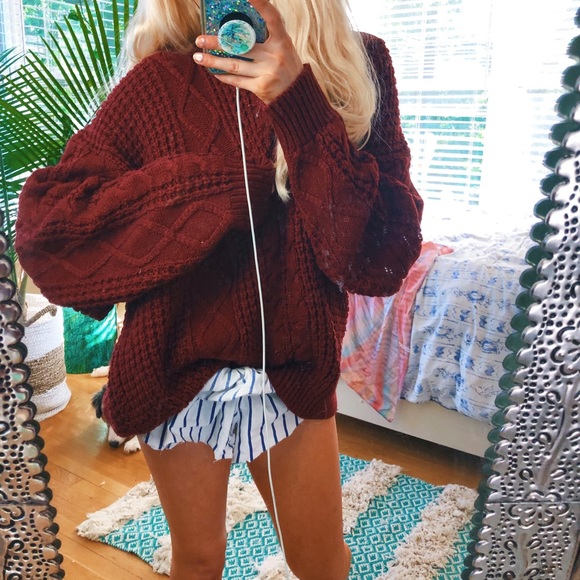 Ezbé Stargazer Maroon Cable Chunky Sweater 🍄 - Picture 5 of 5